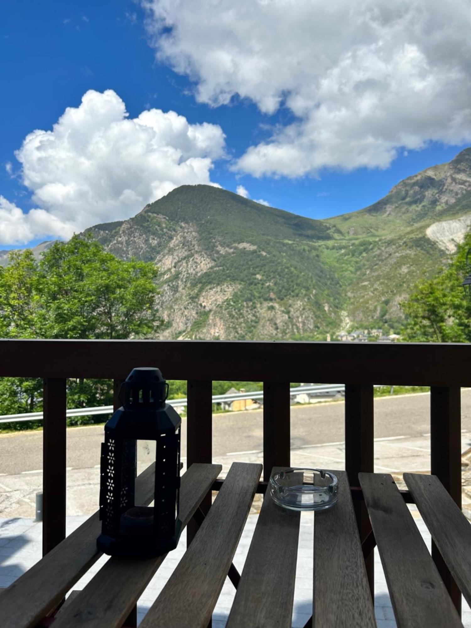 Apartaments Arenys De Boi Bohí Rum bild